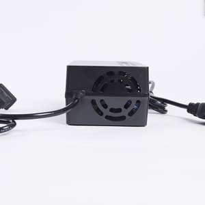 Caricabatterie C-Power Nuovo per Batterie agli Ioni di Litio 72V 8A AC110V/220V 20s 84V <span class=keywords><strong>21s</strong></span> 88.2V - Product Image 3