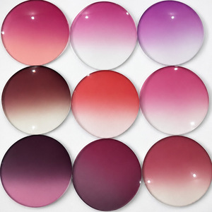 Lentes de Sol con Color Degradado Personalizado en Tono Arena Claro, Índice de Refracción 1.56, Protección Contra Luz Azul, Protección Ocular - Product Image 3