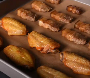 กระดาษรองอบสีน้ำตาลเกรดอาหาร 30-80 กรัม ไม่ติดกระทะ สำหรับแซนวิช คุกกี้ ขนมปัง ซูชิ เค้ก พิซซ่า ห่ออาหาร - Product Image 6