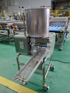 Máquina de Alimentos para Cães de Mastigação Macia, Componentes Centrais do Motor de Pressão para Petiscos de Cães, 2100/hora, Aço Inoxidável - Product Image 5