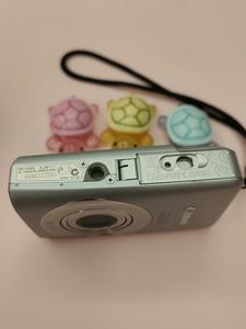 Cámara Digital Mini <span class=keywords><strong>Canon</strong></span> IXUS 95is de <span class=keywords><strong>Segunda</strong></span> <span class=keywords><strong>Mano</strong></span> con Sensor CCD para Fotografía - Product Image 3