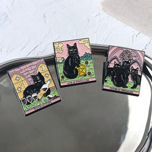 <span class=keywords><strong>Tarot</strong></span> Schwarze Katze Upside Down Emaille Pins Broschen Kleidung Rucksack Revers Abzeichen Schmuck Zubehör für Unisex Geschenk dekorationen - Product Image 4
