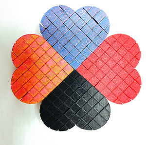 Nouveaux jouets de décompression 3D imprimés à l'encre, motif pixel love, pour amoureux et petites amies, blanc et noir, fabriqués en Chine - Product Image 1