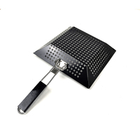 Grande plaque de cuisson carrée antiadhésive perforée pour barbecue avec poignée en bois pliable pour poisson et légumes