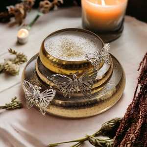 เทียนหอมตกแต่งหรูหราพร้อมฐานโลหะลายผีเสื้อ สำหรับตกแต่งบ้านและเป็นของขวัญ - Product Image 6