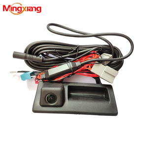 Caméra arrière <span class=keywords><strong>de</strong></span> voiture Activation automatique <span class=keywords><strong>de</strong></span> la trajectoire pour VW Passat Jetta <span class=keywords><strong>Touareg</strong></span> Touran Golf Volkswagen Caméra Caméra <span class=keywords><strong>de</strong></span> <span class=keywords><strong>recul</strong></span> - Product Image 1