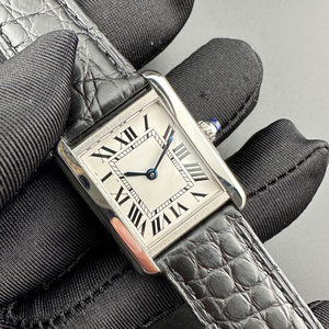 Montre carrée élégante et originale, design raffiné et élégant, chiffres romains, montre-bracelet minimaliste moderne. - Product Image 3