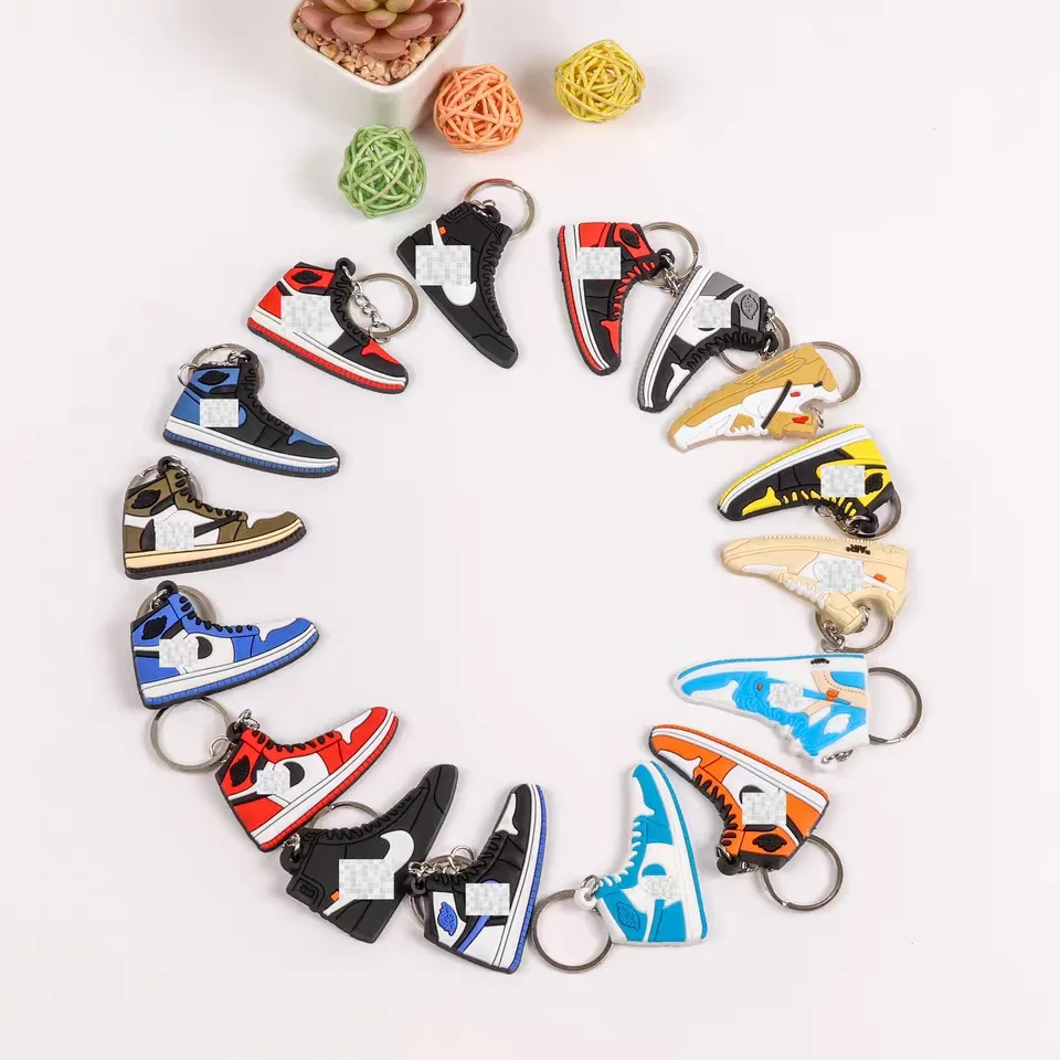 Factory Custom Wholesale 2D Rubber PVC Mini Fashion Sports Stars Basketball Shoes Sneaker Keychain