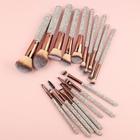 Professionnel personnalisé 18 pièces strass luxe maquillage pinceau ensemble poudre libre Blush ombre à paupières correcteur applicateur outils de beauté