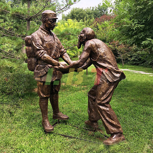 Escultura de Fibra de Vidrio Imitación Bronce del Ejército Rojo, Figura Decorativa para Exteriores Personalizada, Decoración de Paisaje para Montar en el Suelo - Product Image 3