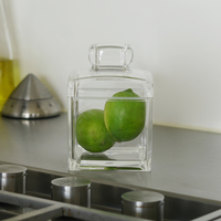 Boîte de conservation hermétique en acrylique transparente carrée de 300 ml avec couvercle à poignée, mini-récipient scellé pour aliments secs et noix