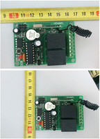 Récepteur de contrôle universel YET402PC-V2.0 2 canaux 433mhz 12-24v avec multimarque pour porte automatique