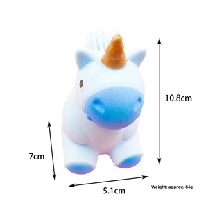 Juguete de unicornio antiestrés de nuevo diseño para niños, de material EVA, para apretar y hacer música, ideal para el comercio transfronterizo. - Product Image 5