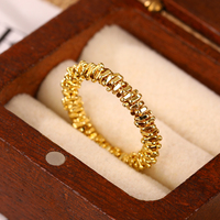 Ensemble de bracelets extensibles et bagues à perles écrasées, ensemble de bijoux tendance empilables en perles dorées pour femmes, usage quotidien, vente en gros