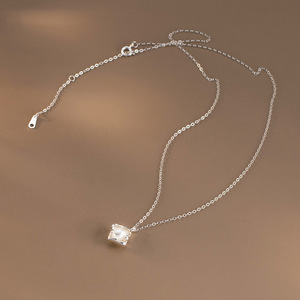 Ensemble collier et boucles d'oreilles en argent S925, luxe léger, design simple en forme de feuille d'arbre, feuille de saule, incrustation de perles et de diamants, modèle platine - Product Image 5