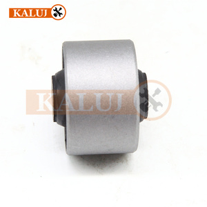 Kaluj Douille de suspension arrière droite Petites bagues de bras de commande 48760-42010 4876042010 pour Toyota RAV 4 III (_ A3 _) RAV 4 IV (_ A4 _) - Product Image 3