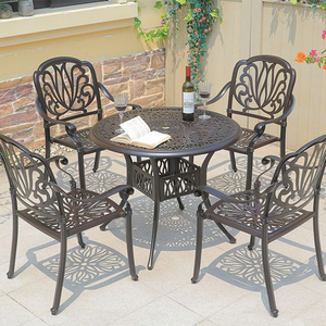 Tavolo e sedie da esterno in ghisa di alluminio personalizzati in fabbrica, set piccolo per balcone, villa, cortile, terrazza. - Product Image 6