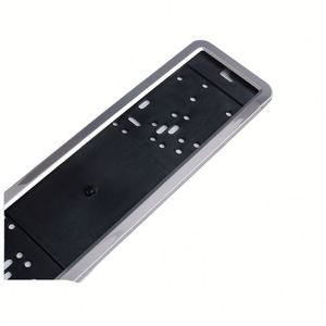 Cadre de plaque d'immatriculation en acier inoxydable personnalisé pour voitures - Accessoires de voiture promotionnels durables, cadeau - Product Image 3