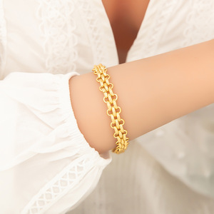Pulsera de Cadena Trenzada, Chapada en Oro de 18K, Acero Inoxidable, Joyería de Moda para Mujer, Estilo INS, Pulseras que Conservan el Color - Product Image 3
