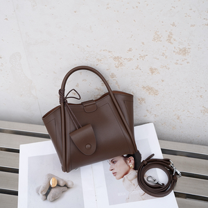 中国在线市场设计师阿里巴巴中国牛皮手提包女式真皮单肩斜挎包晚宴包 - Product Image 4