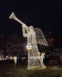 Customized Angel Shape <b>LED</b> Christmas <b>Light</b> Decoration Indoor Outdoor Holiday Display for Commercial Scene - Product Image 4