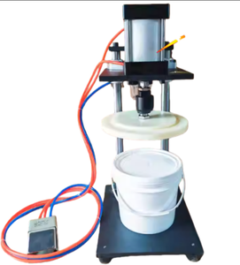 Nuevo Modelo de Máquina Semiautomática para Tapar Bidones de Pintura de 0.3L-5L, Selladora de Tapas para Cubetas de Metal, Aluminio y Plástico Blando - Product Image 1