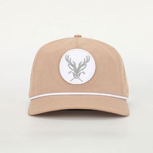 Casquette de baseball en polyester 5 panneaux avec logo brodé personnalisé, perforations découpées au laser, style papa, pour le golf, avec cordelette, vente en gros - Product Image 2