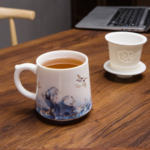 Ensemble de tasses à thé en céramique de style chinois avec filtre, trois pièces, tasse à thé de bureau, cadeau d'affaires - Product Image 4