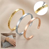 Yiwu Aceon Velle en acier inoxydable creux coeur découpé symbole personnalisé profondément gravé spirituel sororité pierre de naissance manchette bracelet