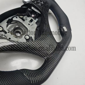 Volant de direction M Sport en cuir perforé et fibre de carbone pour BMW E90 E91 E92 E93 Série 3 - Product Image 2