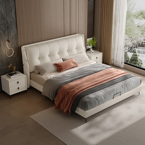 <span class=keywords><strong>Lit</strong></span> double italien <span class=keywords><strong>de</strong></span> luxe moderne et léger en cuir <span class=keywords><strong>de</strong></span> qualité supérieure pour adultes <span class=keywords><strong>Lit</strong></span> King Size rembourré doux au design artistique simple pour maître - Product Image 2