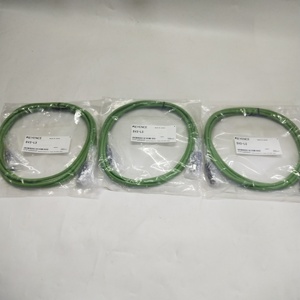 Cable de Conexión SV2-L3 para Sensor de Desplazamiento Láser Serie SV2 - Product Image 1