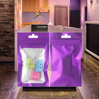 Sacs en plastique mylar personnalisables pochette debout zip-lock PE emballage avec fenêtre pour bonbons alimentaires