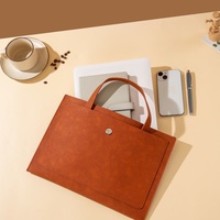Carpeta de Cuero Personalizada con Logotipo Grabado, con Cuaderno y Tarjetero para Portafolio de Entrevistas