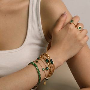 Pulsera de Acero Inoxidable para Mujer, Estilo Francés, Chapada en Oro de 18K, Diseño Geométrico, con Circonita Verde, Venta al Por Mayor - Product Image 1