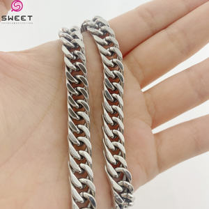 卸売 8mm幅 喜平チェーンネックレス 316Lステンレススチール製 ゴールドメッキ トレンディスタイル 男女兼用 ヨーロッパ規格 - Product Image 5