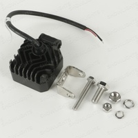 12V 24V 2 pouces 16W 1556LM faisceau d'inondation carré LED pièces de lumière de travail matériel en acier inoxydable Led feux de travail pour tracteur