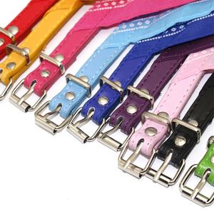 Bandana per Cani <span class=keywords><strong>in</strong></span> Pelle PU Regolabile con Stampa Colorata, Sciarpa Triangolare, Accessorio per Animali Domestici - Product Image 5