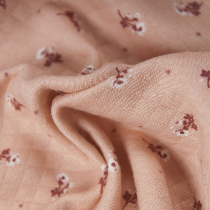 C T QUITLED SQUARE FABRIC STRETCH