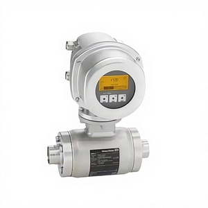 Débitmètre sanitaire Endress + Hauser en acier inoxydable à raccordement par bride pour eau et huile, précision +/-0,5% - Product Image 1