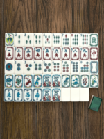 Tuiles de Mahjong Personnalisées à Quatre Couches, Motif Marbre Vert Unique et Luxueux, Idéales pour les Divertissements Familiaux et les Fêtes