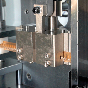 Máquina de bandas de borde de tablero de perfiles de aluminio de fácil operación después de imprimir - Product Image 3