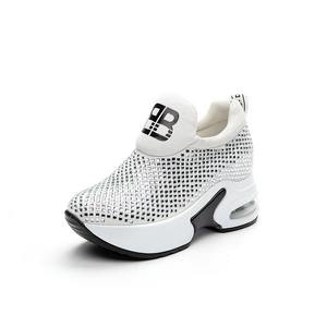 Zapatos Deportivos Casuales con Plataforma y Suela Gruesa, con Luces y Aumento de Altura, Acolchados para Mujer - Product Image 1