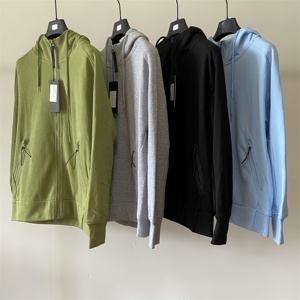 เสื้อฮู้ดดี้โอเวอร์ไซส์ผ้าฝ้าย 100% สไตล์ลำลองสปอร์ตวินเทจสีเขียวสำหรับผู้ชาย แบรนด์ CP Luxury Dropshipping รุ่น Autumn - Product Image 2