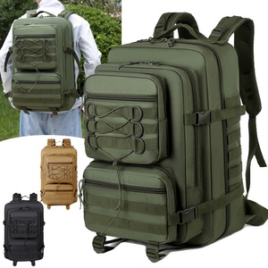Sac à dos de randonnée robuste et respirant avec sangles réglables, système Molle camouflage, idéal pour le trekking et les voyages - Product Image 1