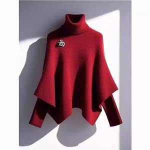 Hiver 2025 Nouveau style Femmes Super Nice Christmas Cape Sweater and Midi Skirt Two - Piece Set Trendy - Product Image 3