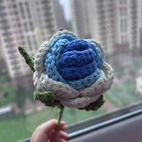Élégantes fleurs de rose en crochet faites à la main pour la décoration de la maison, les mariages et les occasions spéciales, cadeaux pour la fête des mères et Halloween