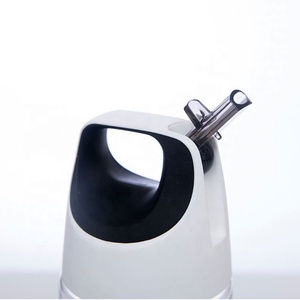 Botella de Agua Deportiva Tritan de 700 ml (24 oz) Libre de BPA con Filtro para Frutas - Product Image 4