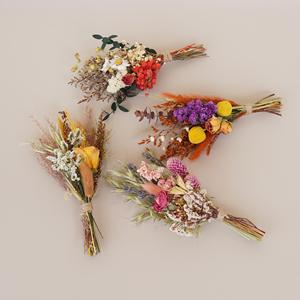 Petit bouquet de fleurs séchées bohèmes, fleurs séchées préservées pour un cadeau de la Saint-Valentin, un cadeau d'anniversaire, une décoration de fête - Product Image 1