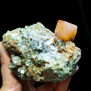 Số Lượng Lớn Nguyên Liệu Tự Nhiên Scheelite Khoáng Sản Mẫu Nhỏ Scheeliter Khoáng Sản Scheelite Và Mica Khoáng Sản Cho Chữa Bệnh - Product Image 2